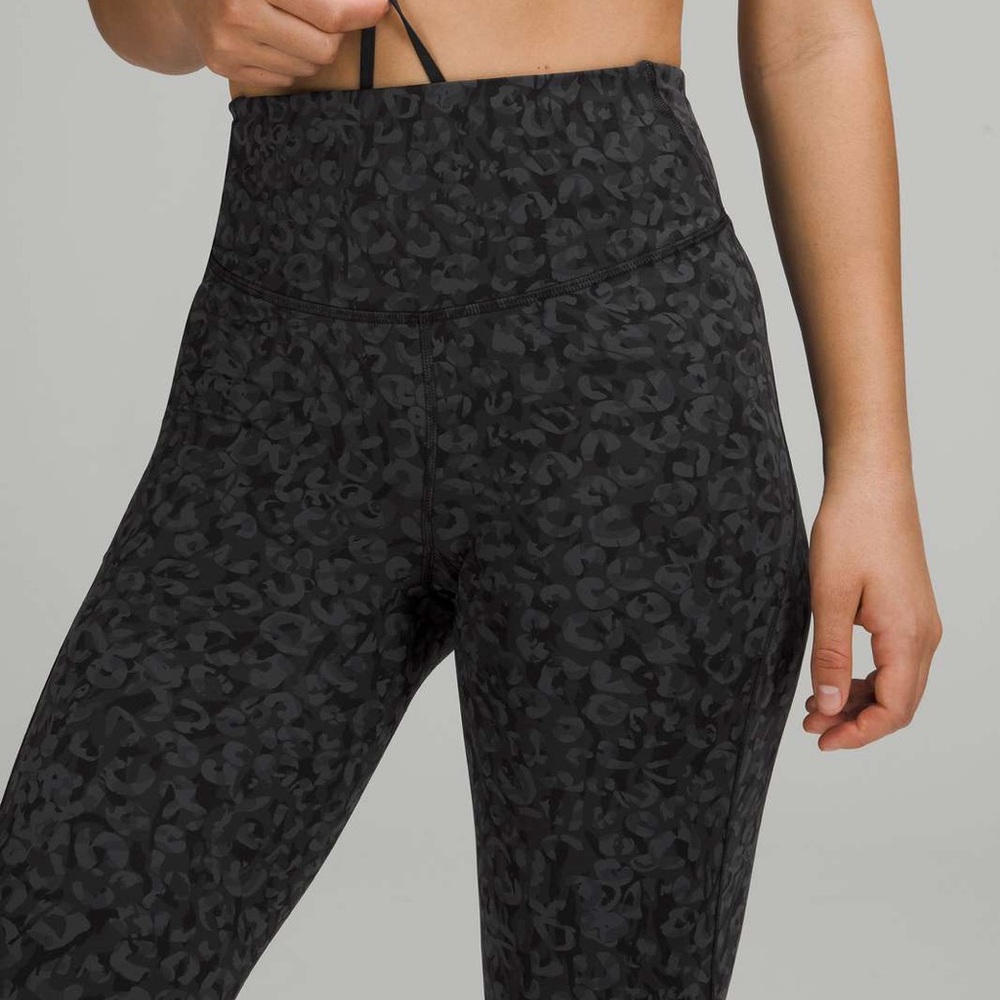Lululemon Base Pace